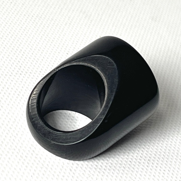 Vintage Size 5.75 Lucite Ring Chunky Flat Top Dome Black w Rhinestone Statement - Picture 8 of 14